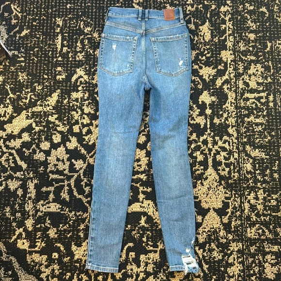 Free People We The Free Phoenix Distressed High-Rise Skinny Jeans 27 6 - Picture 2 of 10